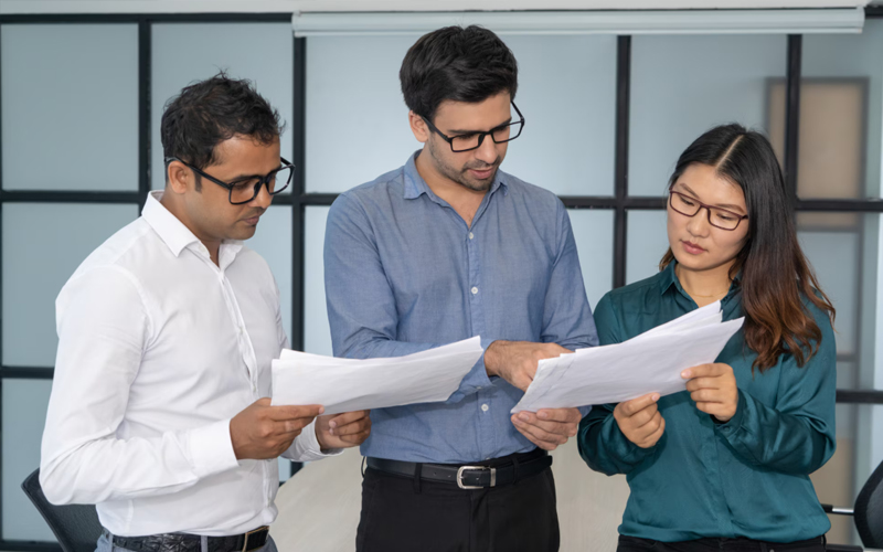 MIS Reports & Financial Forecasting UAE